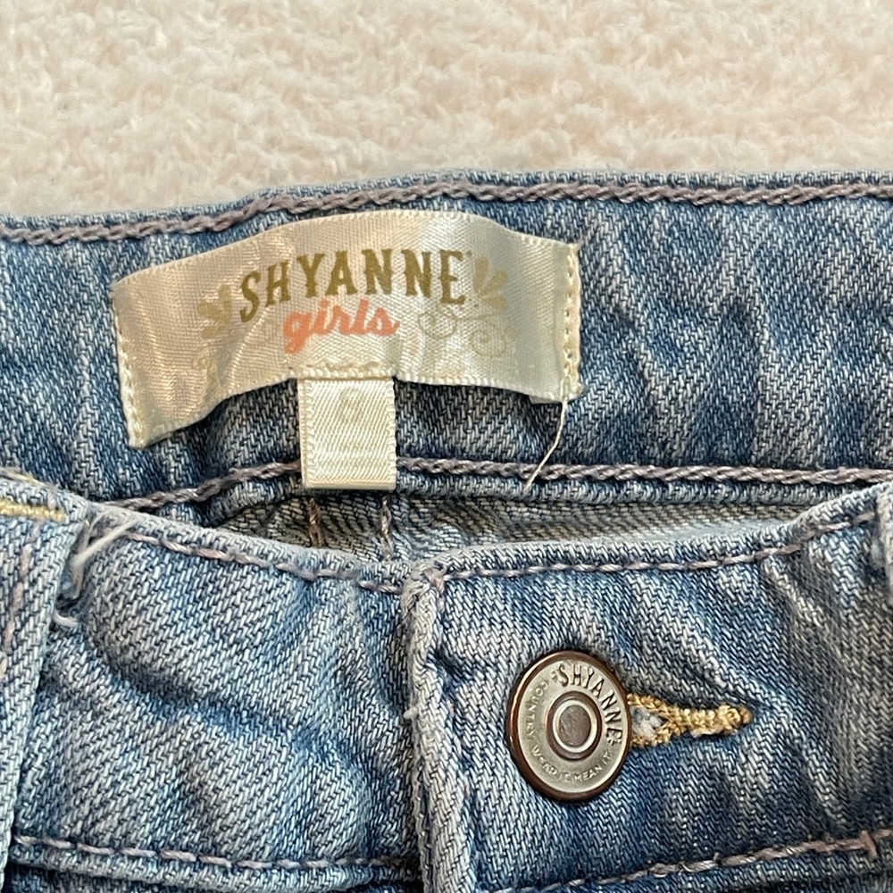 Shyanne Girls Light Wash Bootcut Jeans 8 Western Embroidered Pockets Stretch